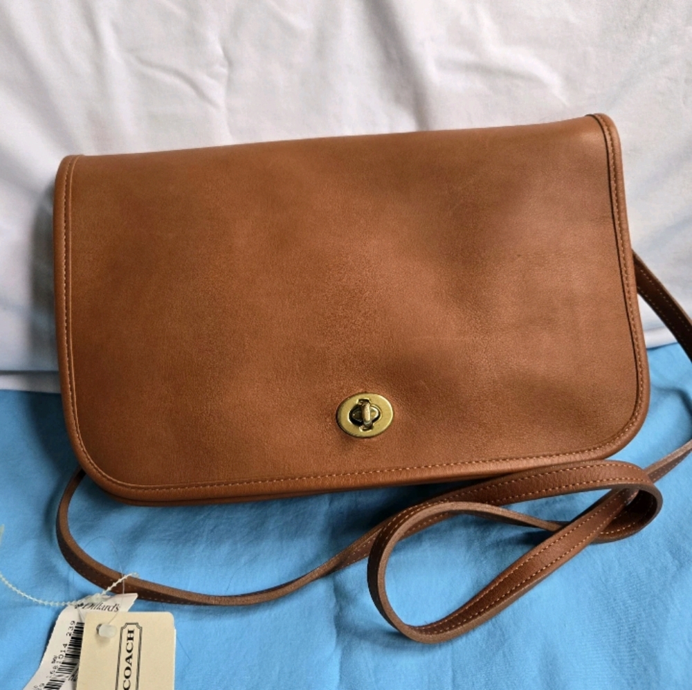 NWT But Vintage 80's/ 90's Coach Convertible Clutch, Bag In British Tan Leather